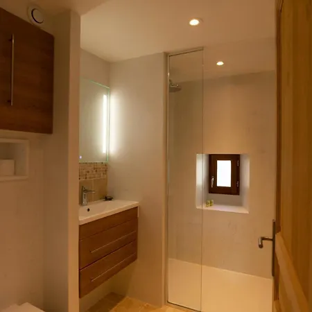 Ferienhaus Le Repaire Du Pic, De Charme 3 Etoiles Notre-Dame-de-Londres